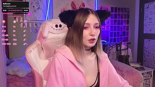 Snapshot of Evie_Ro chatting on November 29, 2025, 12:57 am Evie Ro online show from November 29, 2025, 12:57 am