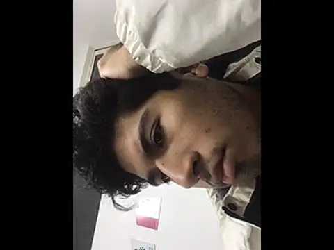 Snapshot of Mangopitudo chatting on December 15, 2025, 9:02 am Mangopitudo online show from December 15, 2025, 9:02 am