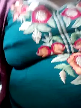 Snapshot of 09punjabi chatting on December 16, 2025, 11:48 am 09punjabi online show from December 16, 2025, 11:48 am