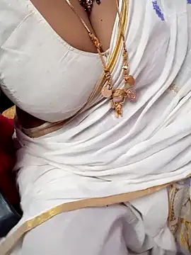 Tamil Rathi online show from February 4, 2025, 8:17 pm