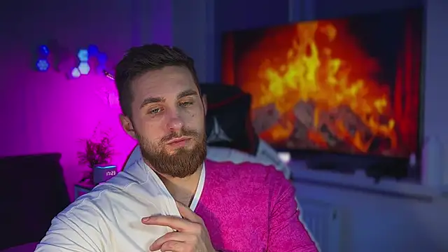 Sweeet  boy online show from February 4, 2026, 2:23 pm