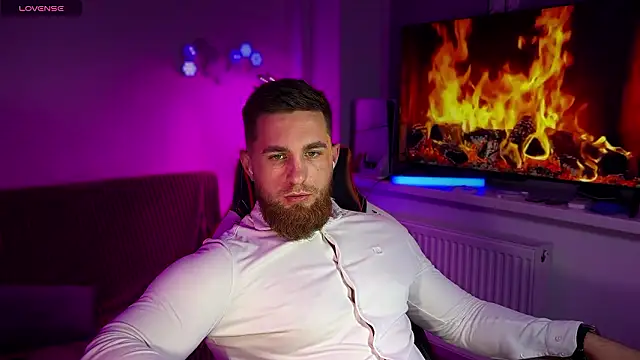 Sweeet  boy online show from March 11, 2026, 9:32 pm