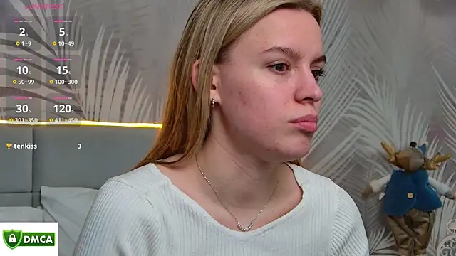 AmaliaBell online show from January 14, 2025, 4:40 pm