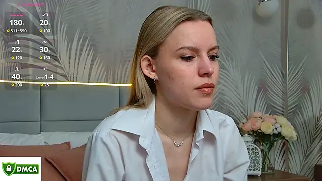 AmaliaBell online show from March 6, 2025, 1:14 pm