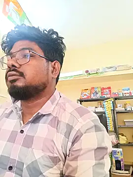 Snapshot of u_wan_me chatting on October 28, 2025, 3:54 am u wan me online show from October 28, 2025, 3:54 am