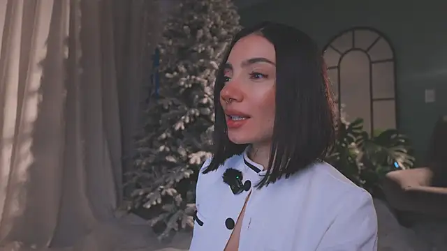 Snapshot of AmyArmstrong chatting on January 14, 2026, 11:09 pm AmyArmstrong online show from January 14, 2026, 11:09 pm