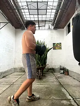 oliver price1 online show from October 16, 2025, 7:48 pm