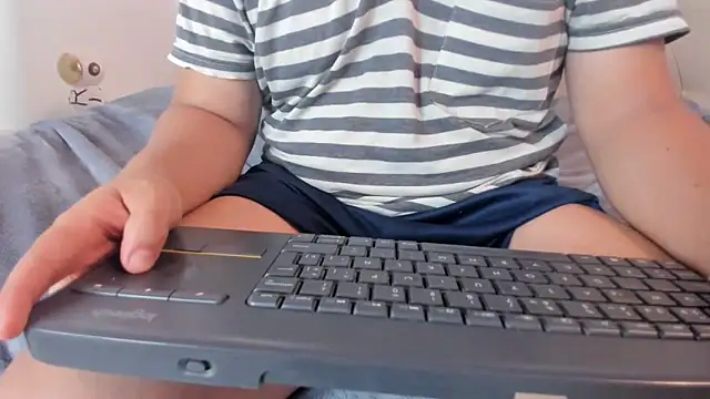 oliver price1 online show from April 8, 2026, 1:55 pm