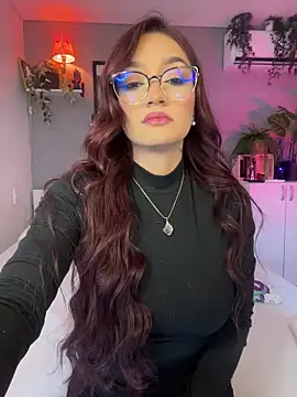 DaniDusan  online show from November 9, 2025, 5:22 pm