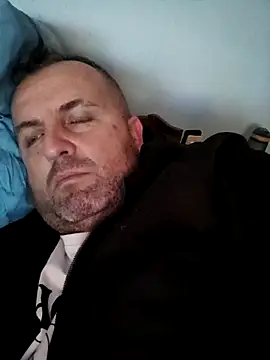 Snapshot of andres1925 chatting on March 2, 2026, 1:18 pm andres1925 online show from March 2, 2026, 1:18 pm