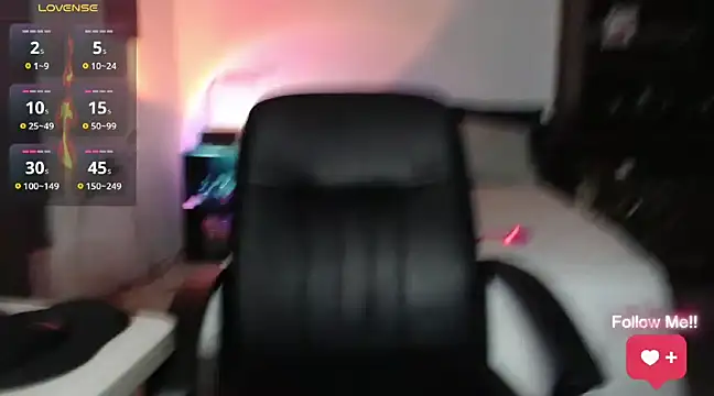 Snapshot of soyelcarlitos_ chatting on March 22, 2025, 5:49 am soyelcarlitos online show from March 22, 2025, 5:49 am