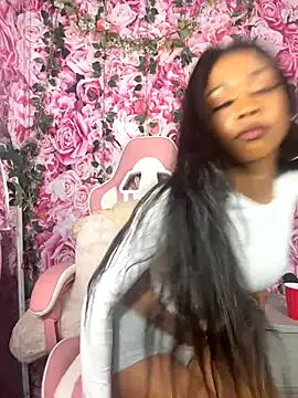 mismialove online show from October 18, 2025, 3:53 am