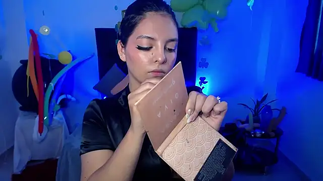 susan smith18 online show from March 19, 2025, 1:29 pm