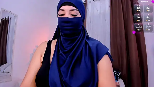 Snapshot of KeishaDanger_ chatting on February 12, 2025, 2:24 am KeishaDanger online show from February 12, 2025, 2:24 am