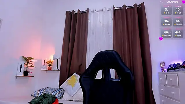 Snapshot of KeishaDanger_ chatting on March 16, 2025, 1:07 am KeishaDanger online show from March 16, 2025, 1:07 am