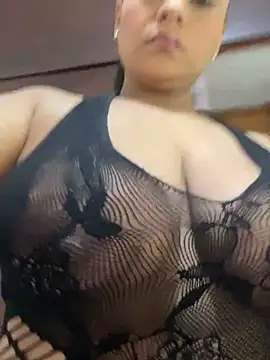 sofia xxx02 online show from December 17, 2025, 12:11 pm